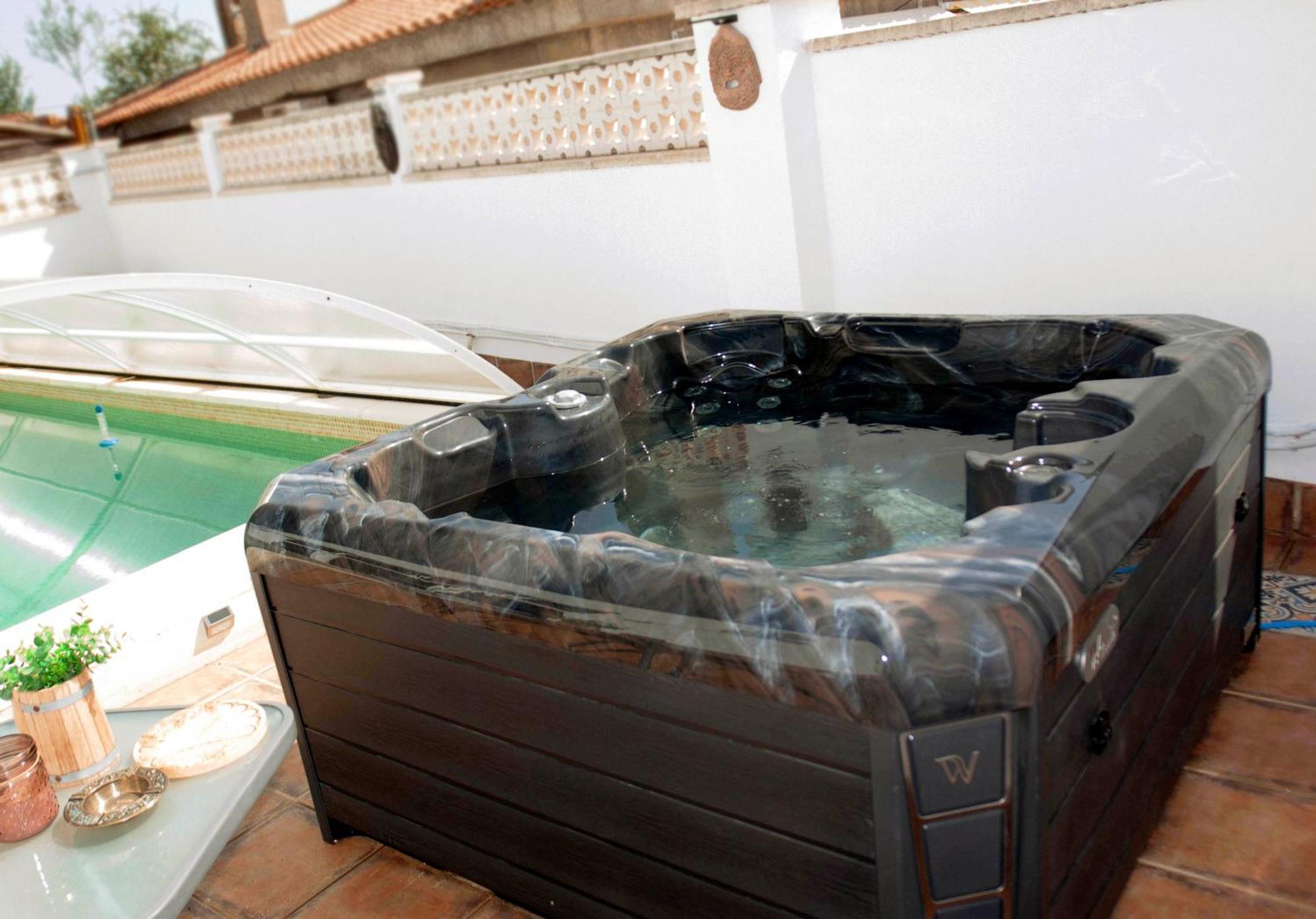 Tiny House Hotel La Pobla de Vallbona Bagian luar foto
